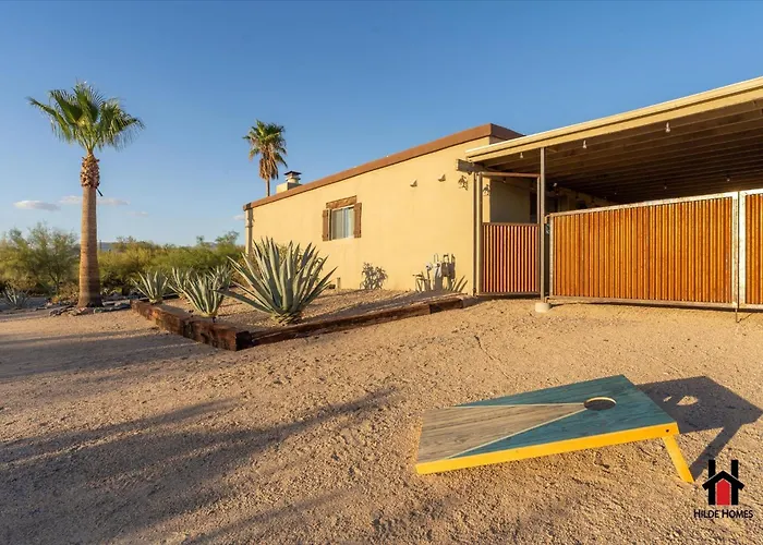 Sonoran Desert Getaway With Cowboy Tub Сasa de vacaciones *