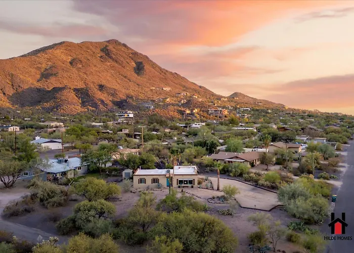 Sonoran Desert Getaway With Cowboy Tub *