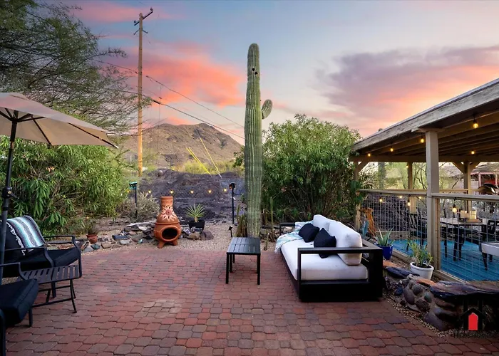 Sonoran Desert Getaway With Cowboy Tub Сasa de vacaciones